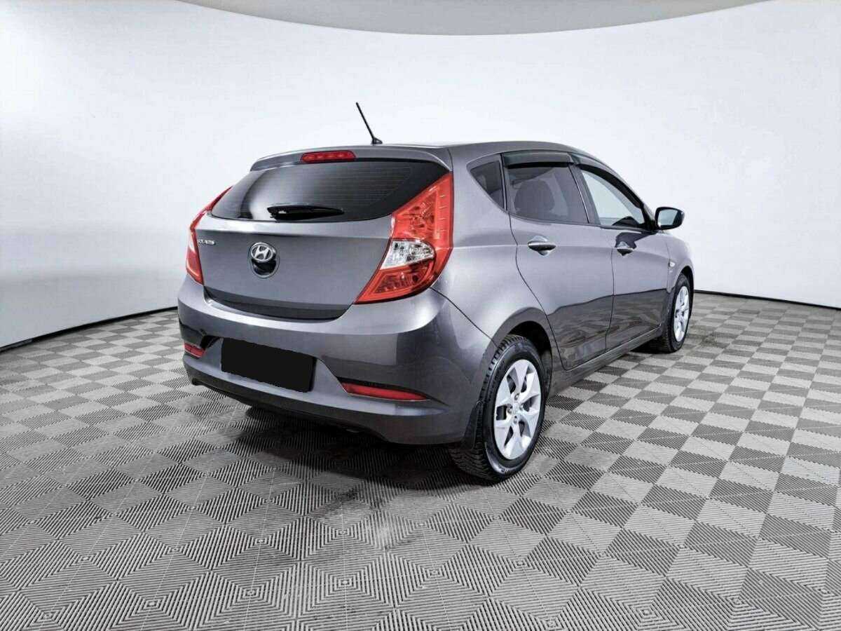 Купить Hyundai Solaris с пробегом. Фото: #4