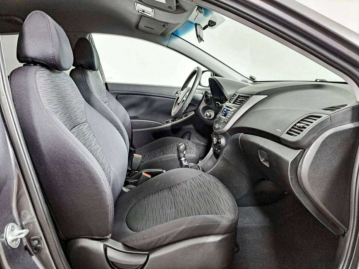 Купить Hyundai Solaris с пробегом. Фото: #10