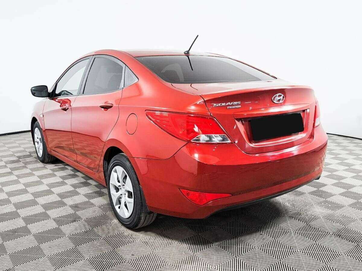 Купить Hyundai Solaris с пробегом. Фото: #6