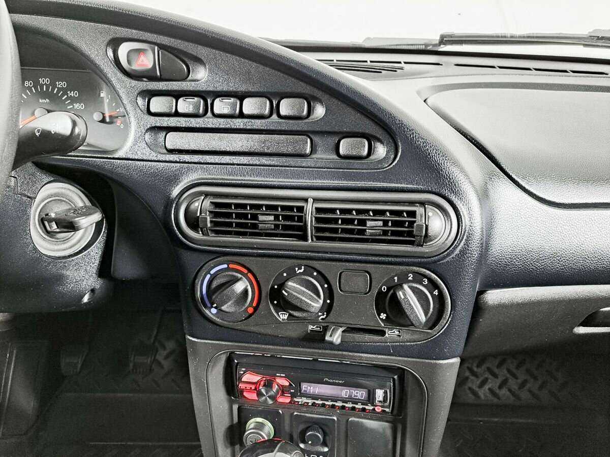 Купить Chevrolet Niva с пробегом. Фото: #12