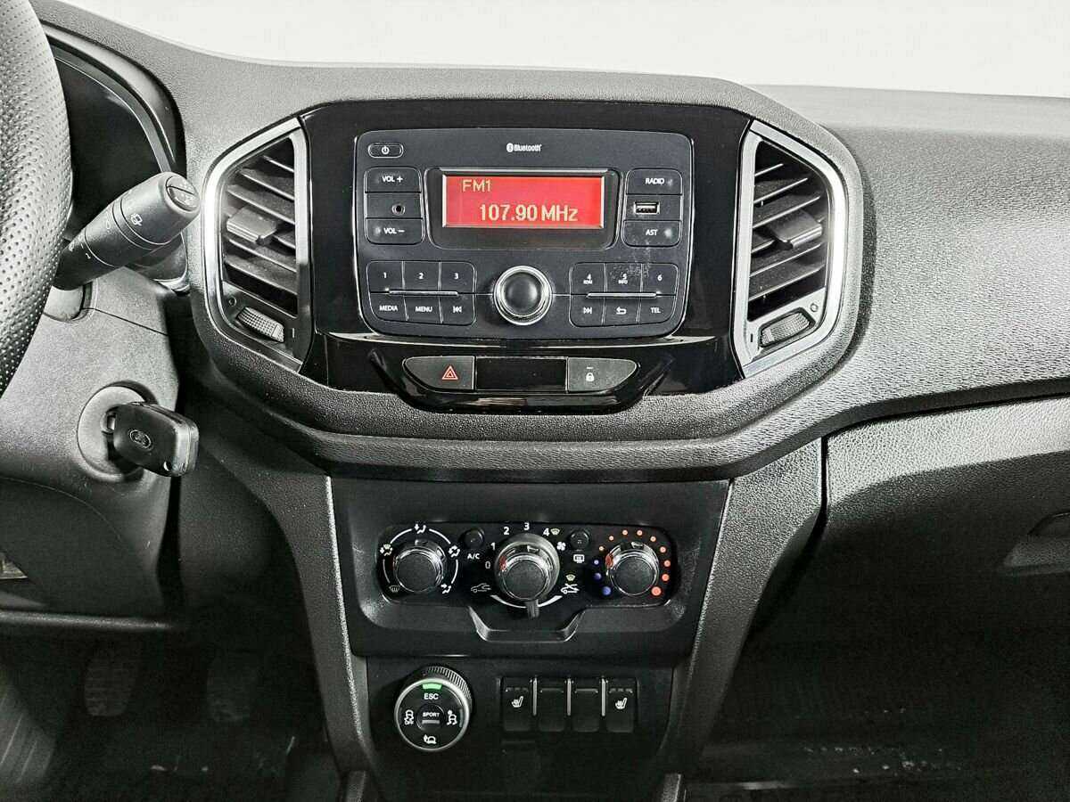 Купить Lada (ВАЗ) XRAY с пробегом. Фото: #10