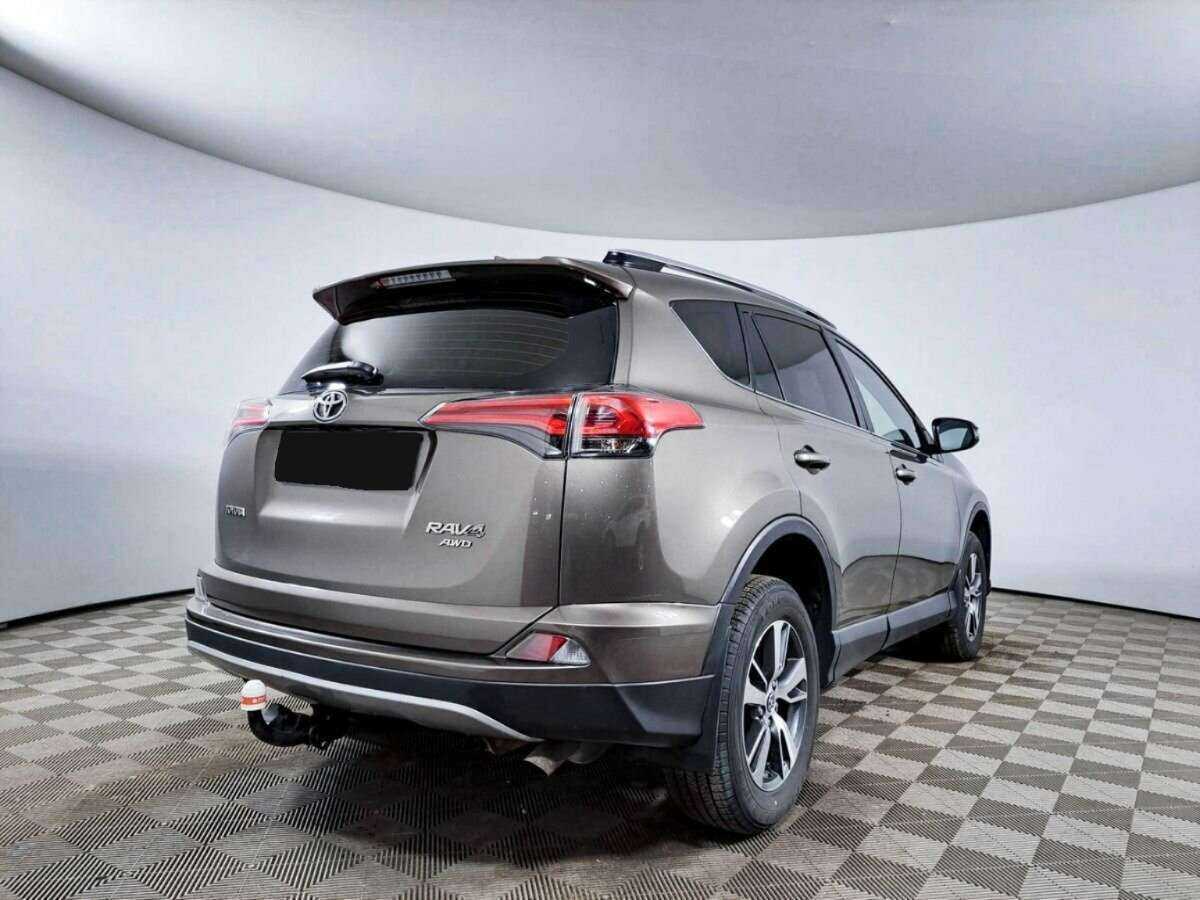 Купить Toyota RAV4 с пробегом. Фото: #4