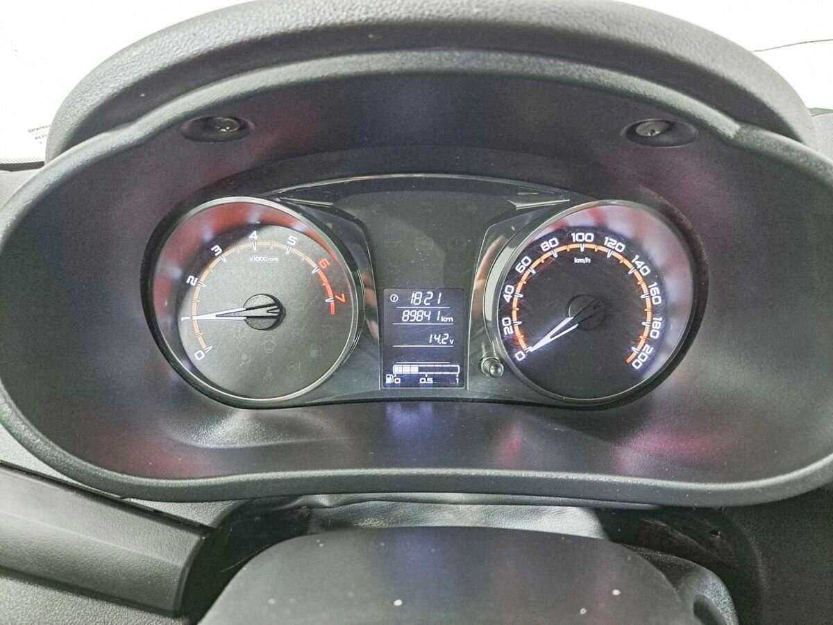 Купить Lada (ВАЗ) Granta с пробегом. Фото: #10