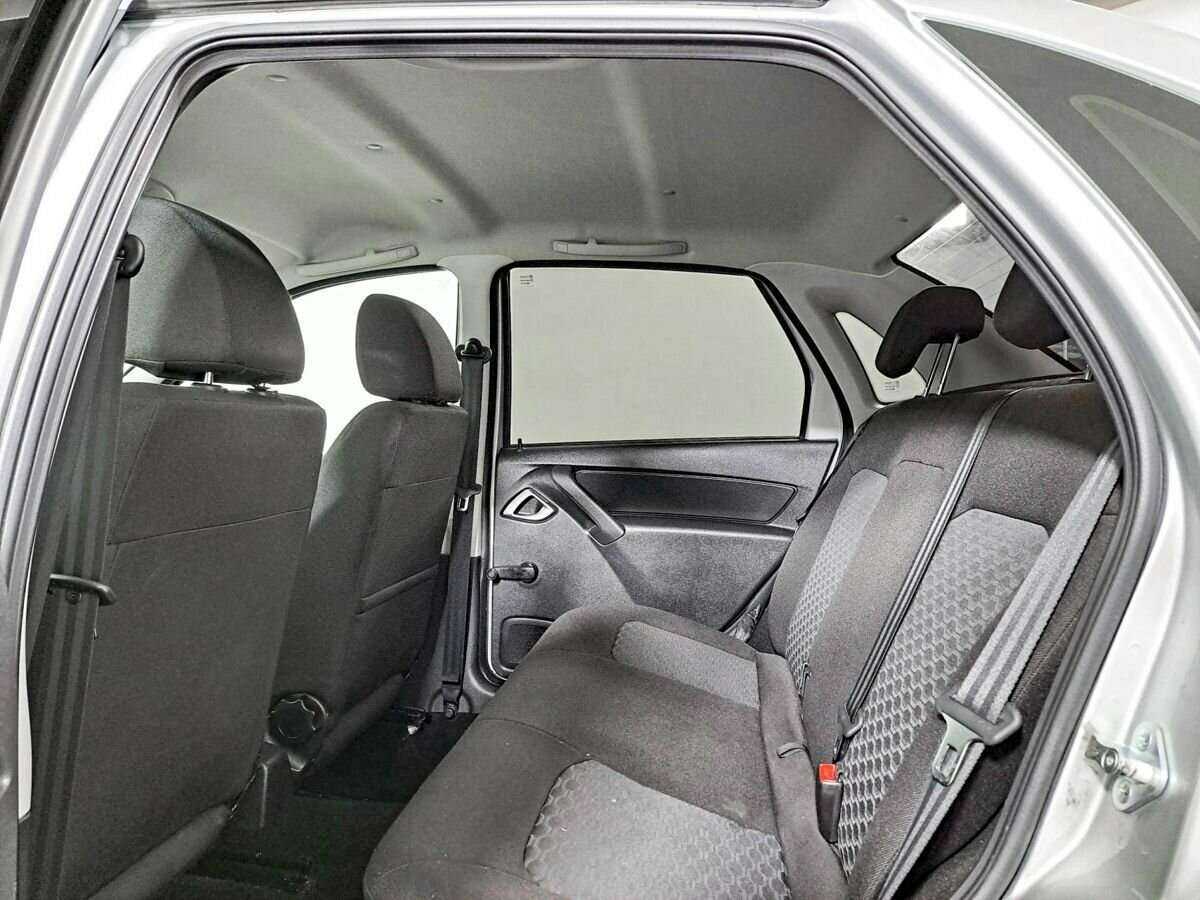 Купить Lada (ВАЗ) Granta с пробегом. Фото: #10