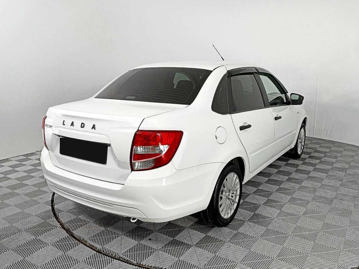 Купить Lada (ВАЗ) Granta с пробегом. Фото: #3