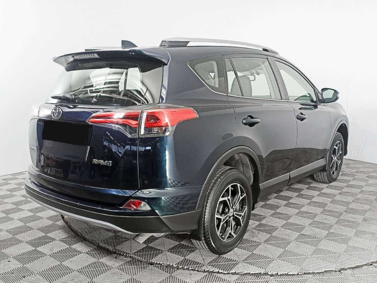 Купить Toyota RAV4 с пробегом. Фото: #4