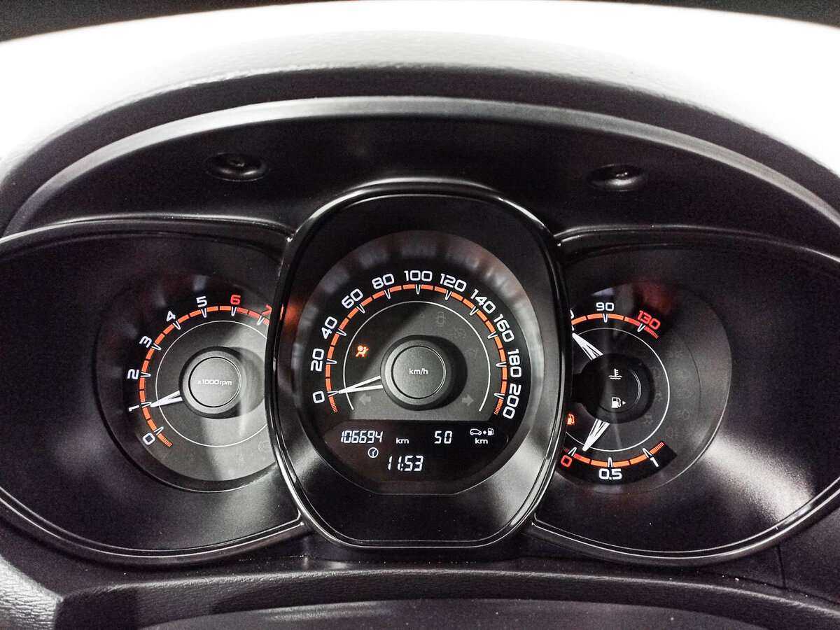 Купить Lada (ВАЗ) Vesta с пробегом. Фото: #10