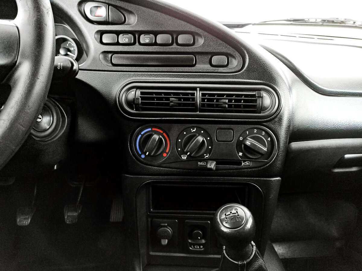 Купить Chevrolet Niva с пробегом. Фото: #12