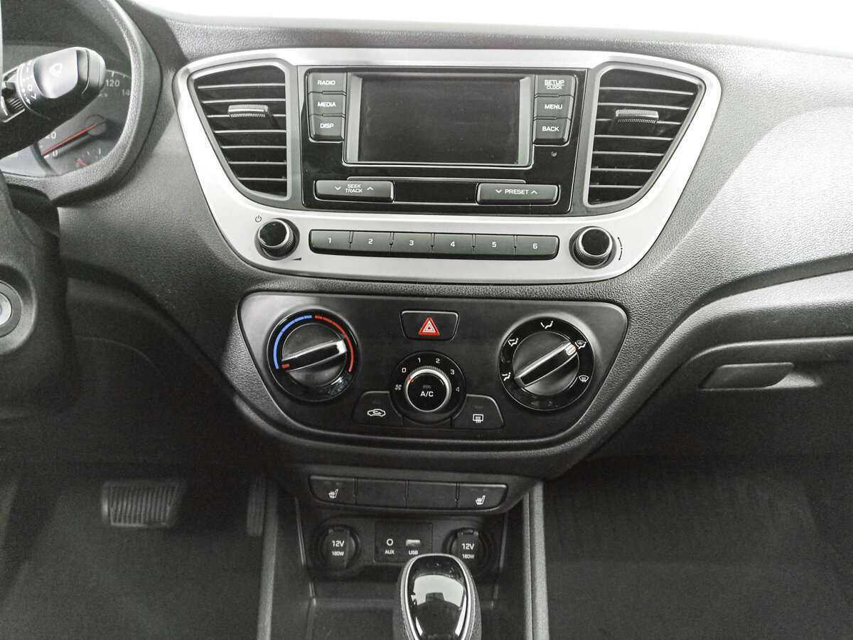 Купить Hyundai Solaris с пробегом. Фото: #12