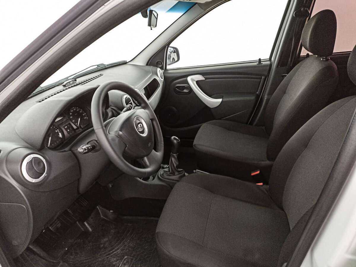 Купить Lada (ВАЗ) Largus с пробегом. Фото: #15