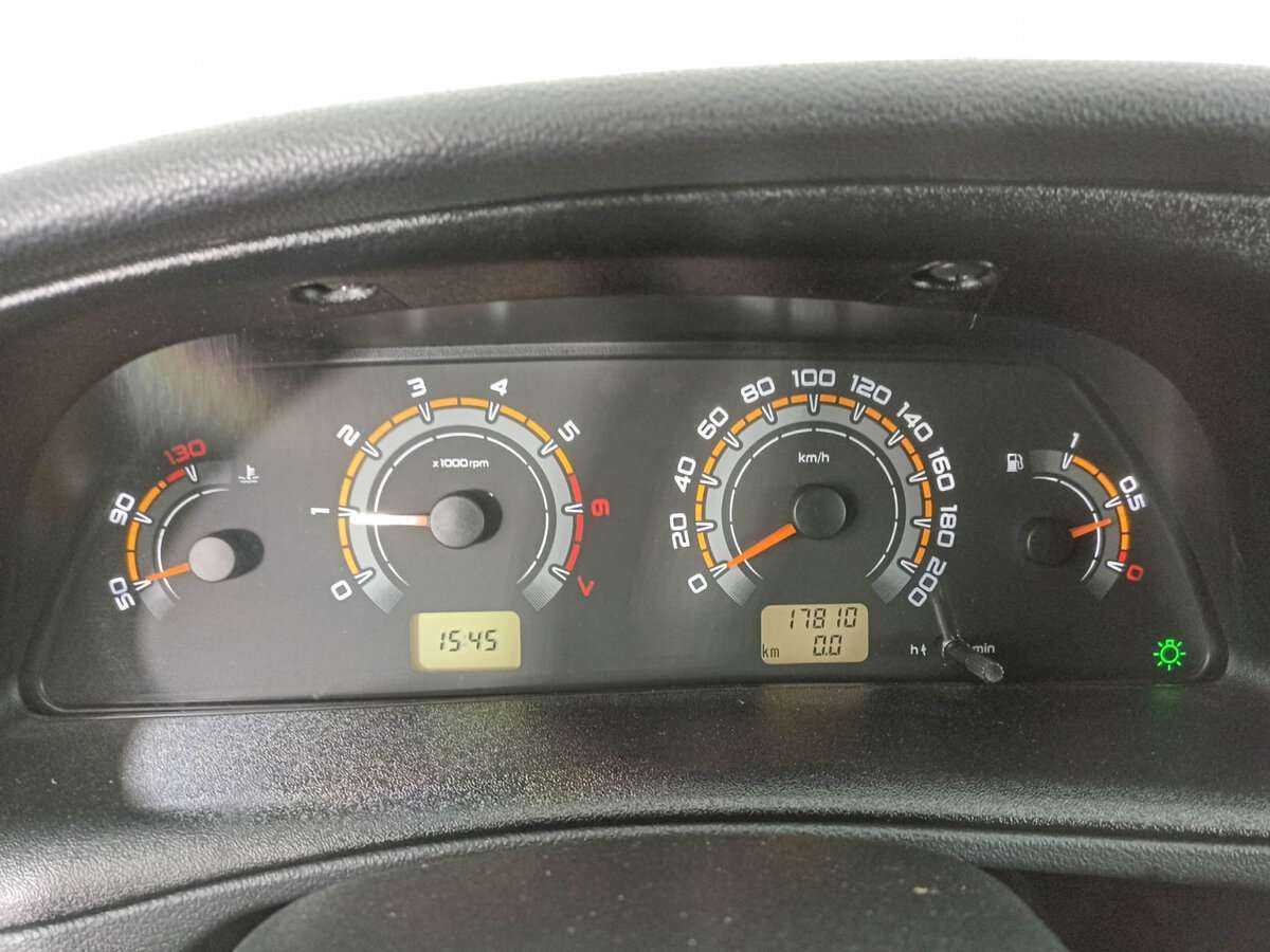 Купить Lada (ВАЗ) Niva с пробегом. Фото: #10