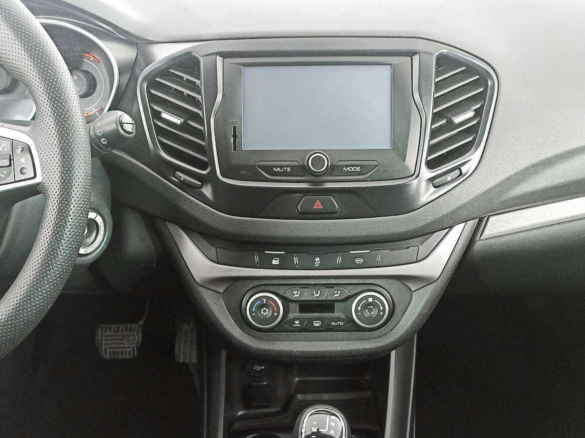 Купить Lada (ВАЗ) Vesta с пробегом. Фото: #12