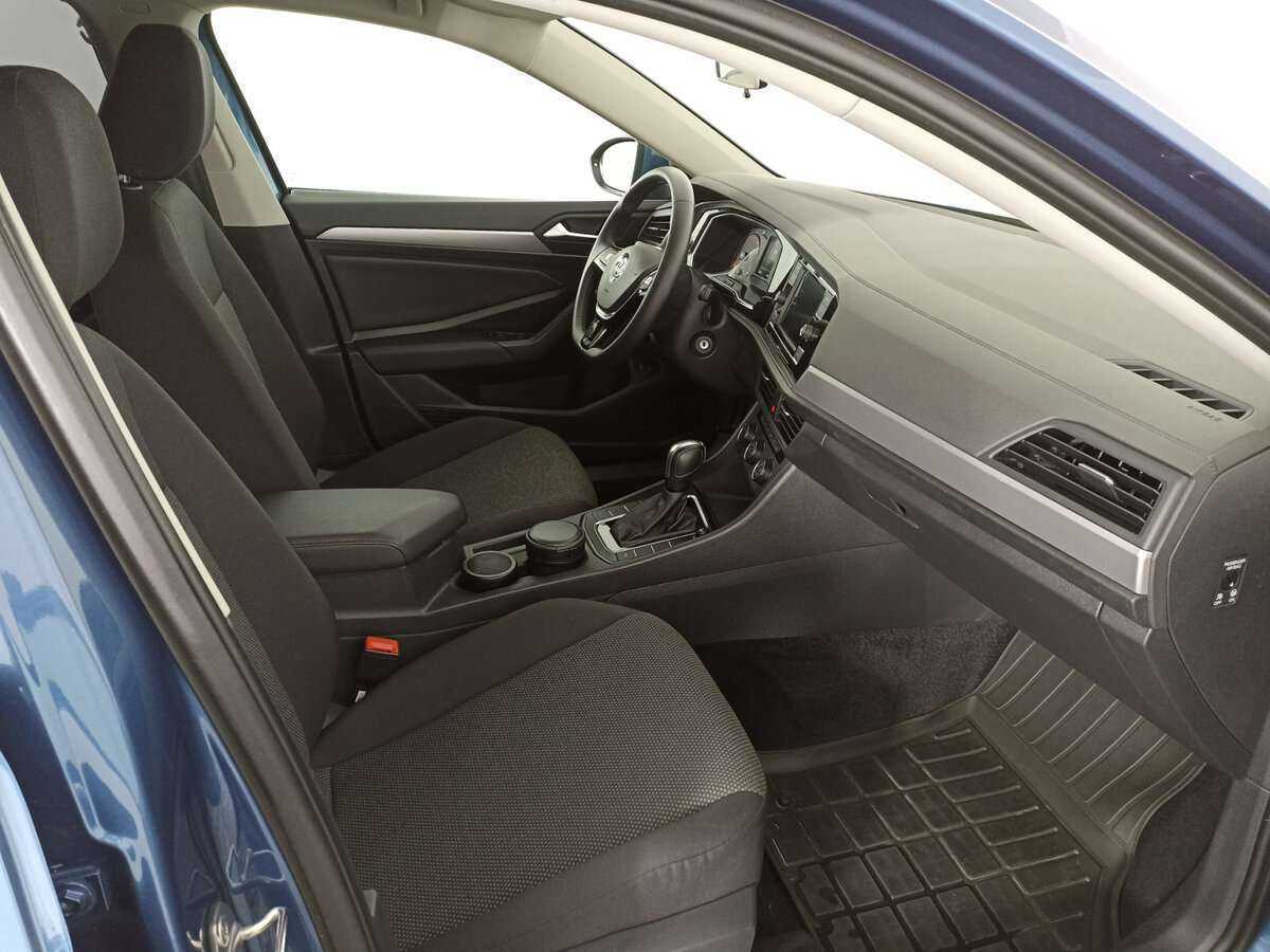 Купить Volkswagen Jetta с пробегом. Фото: #8