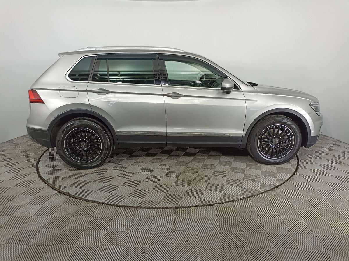 Купить Volkswagen Tiguan с пробегом. Фото: #3