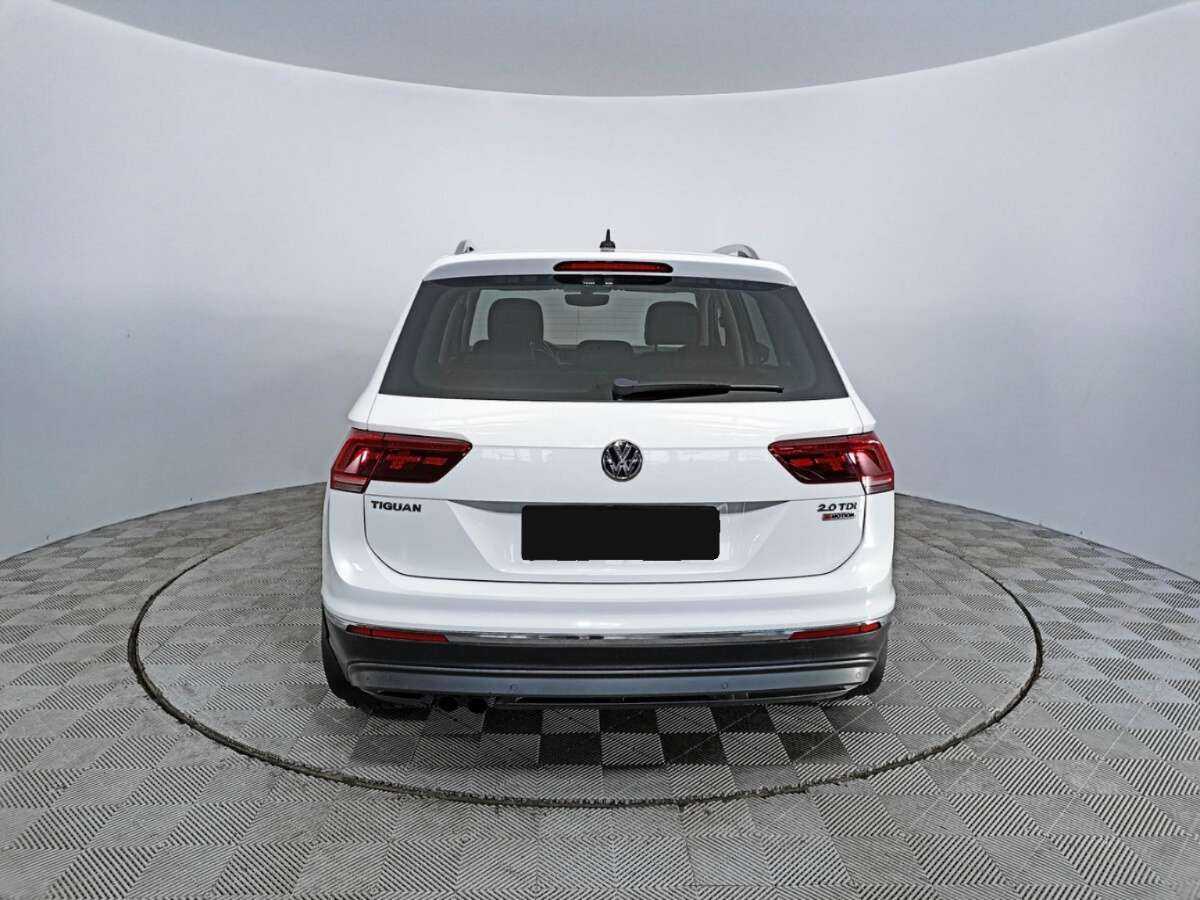 Купить Volkswagen Tiguan с пробегом. Фото: #5