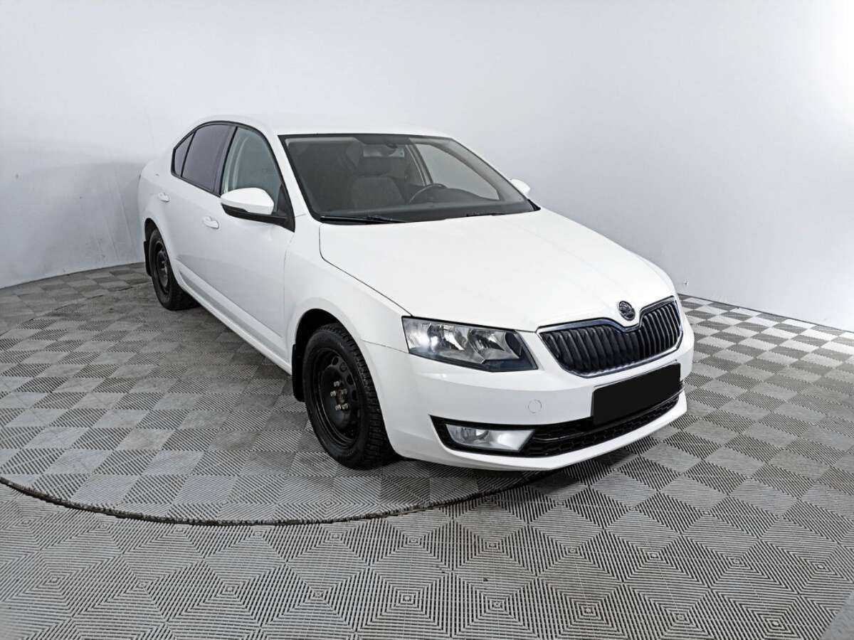 Купить Skoda Octavia с пробегом. Фото: #2