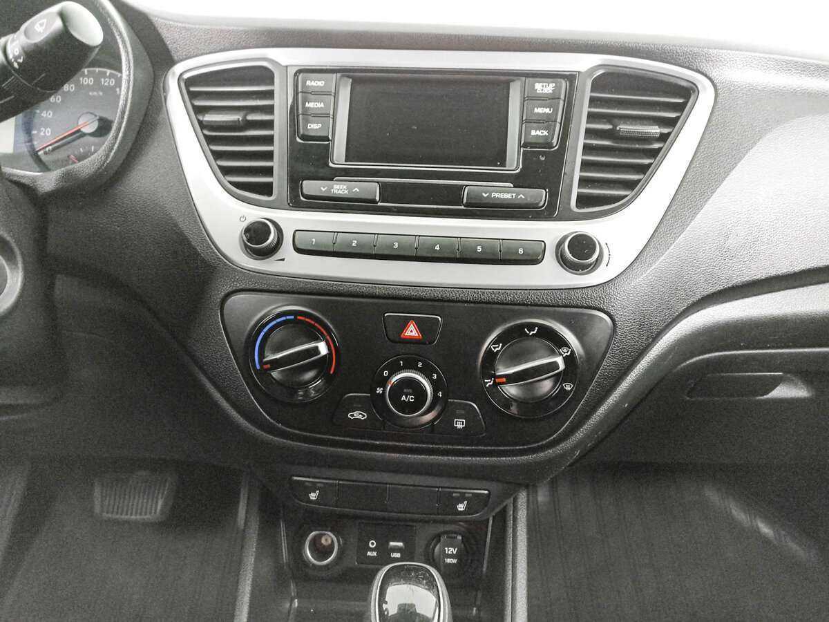 Купить Hyundai Solaris с пробегом. Фото: #12