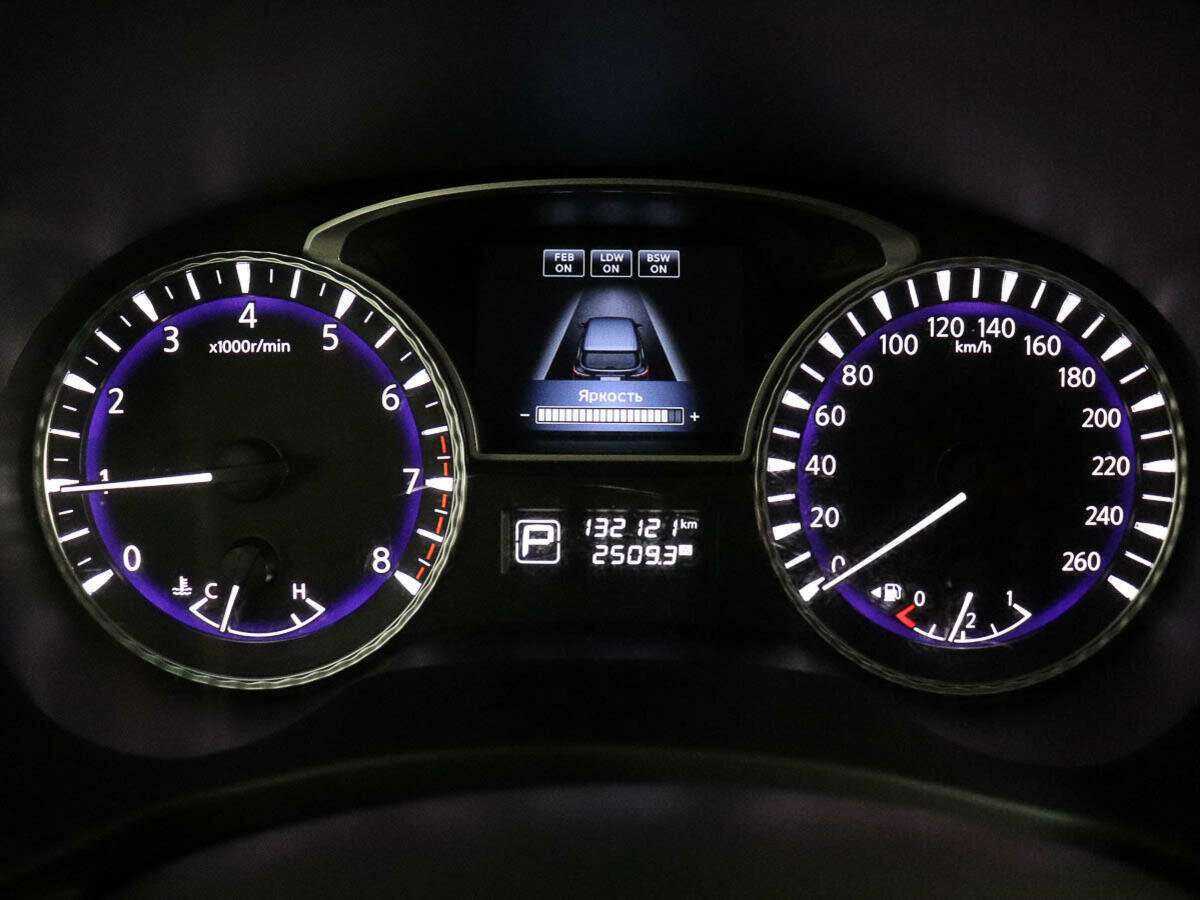 Купить Infiniti QX60 с пробегом. Фото: #9
