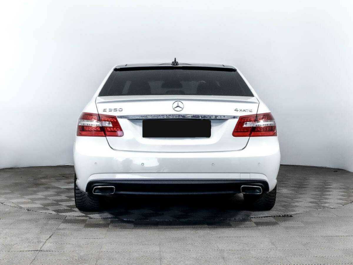Купить Mercedes-Benz E-Класс с пробегом. Фото: #4