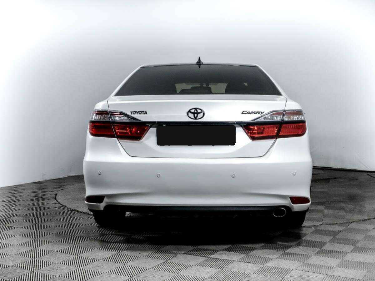 Купить Toyota Camry с пробегом. Фото: #4