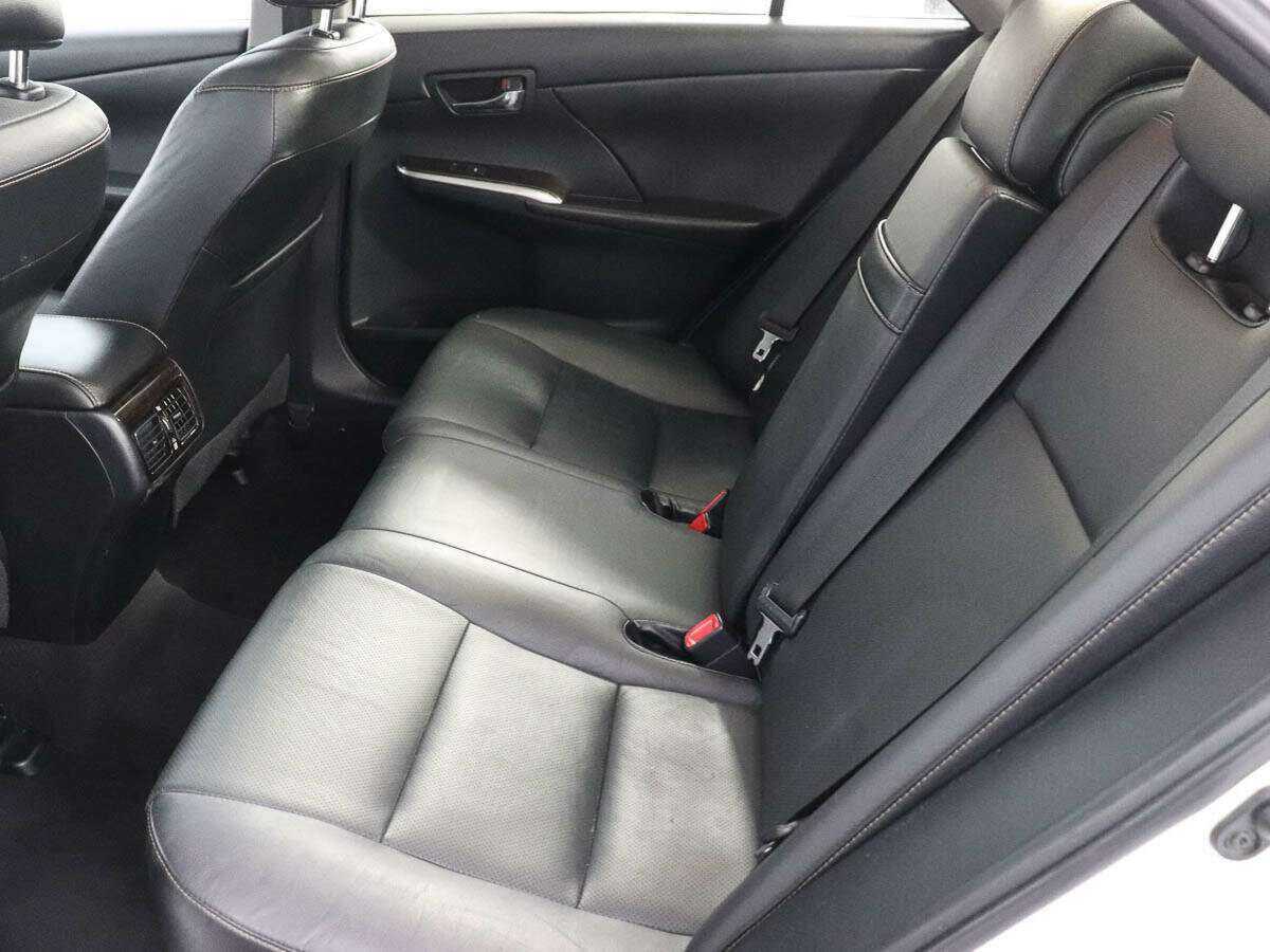 Купить Toyota Camry с пробегом. Фото: #8