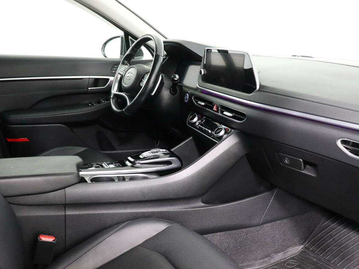 Купить Hyundai Sonata с пробегом. Фото: #6