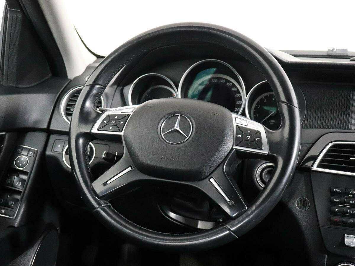 Купить Mercedes-Benz C-Класс с пробегом. Фото: #12