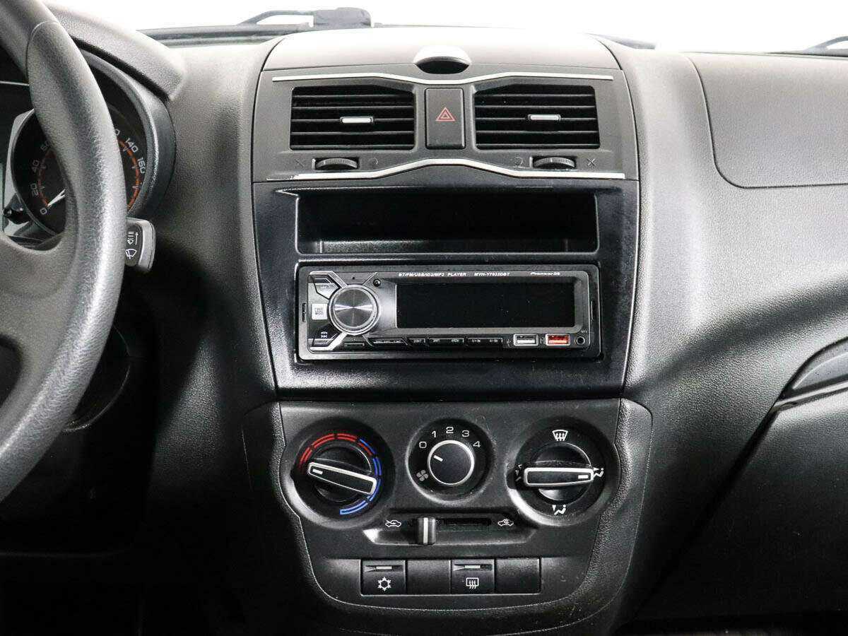 Купить Lada (ВАЗ) Granta с пробегом. Фото: #11