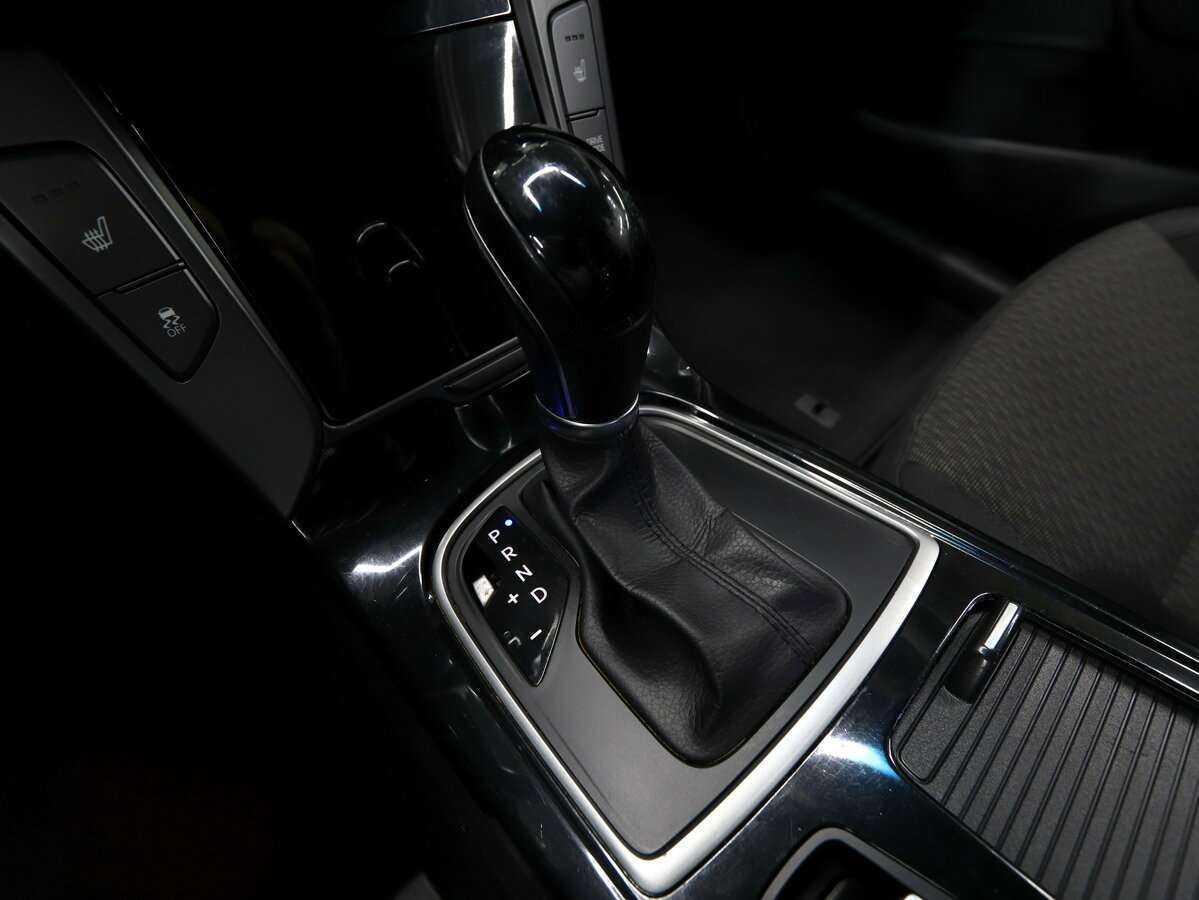 Купить Hyundai i40 с пробегом. Фото: #19