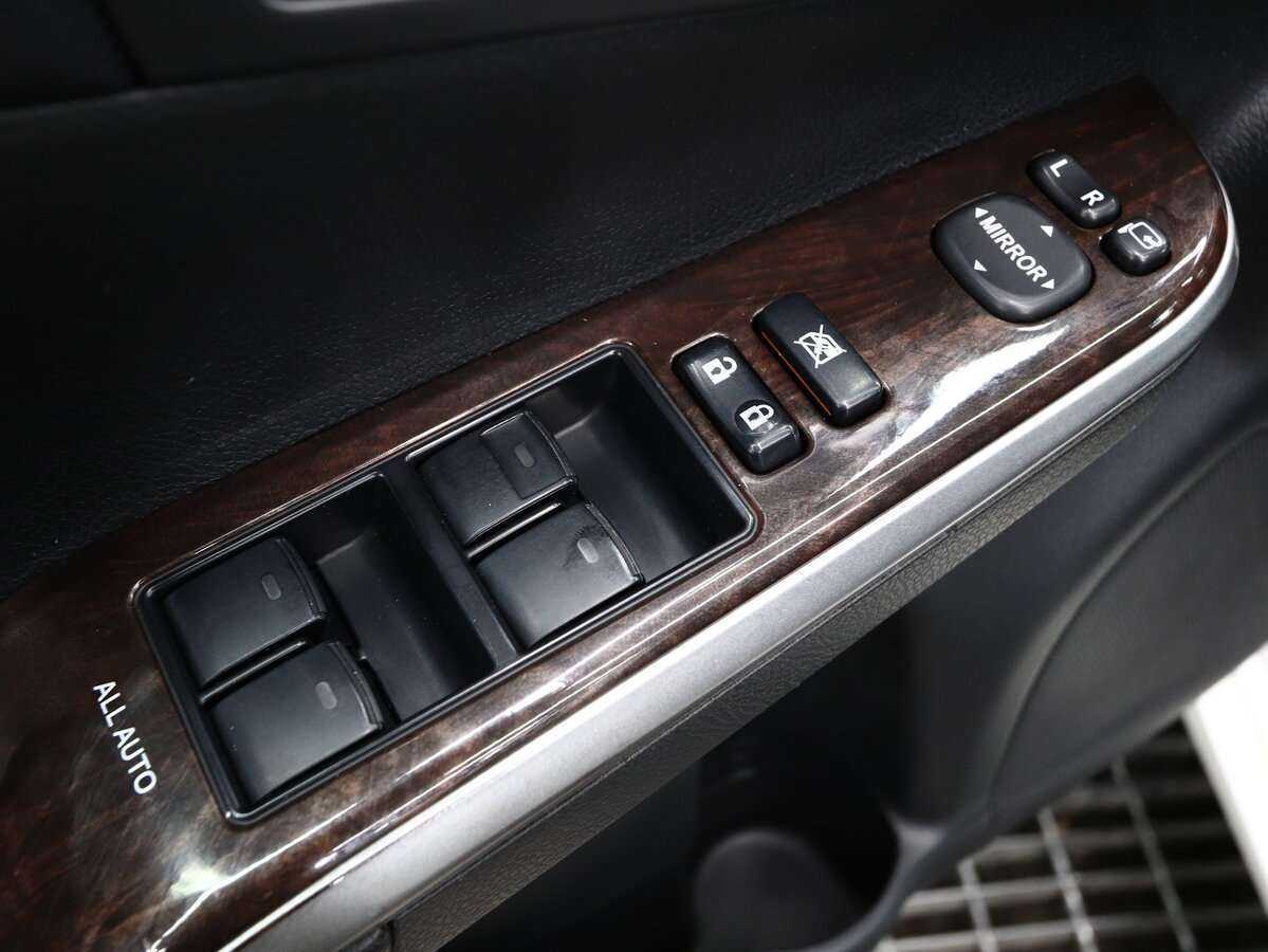 Купить Toyota Camry с пробегом. Фото: #6