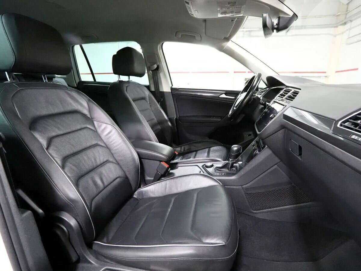 Купить Volkswagen Tiguan с пробегом. Фото: #15