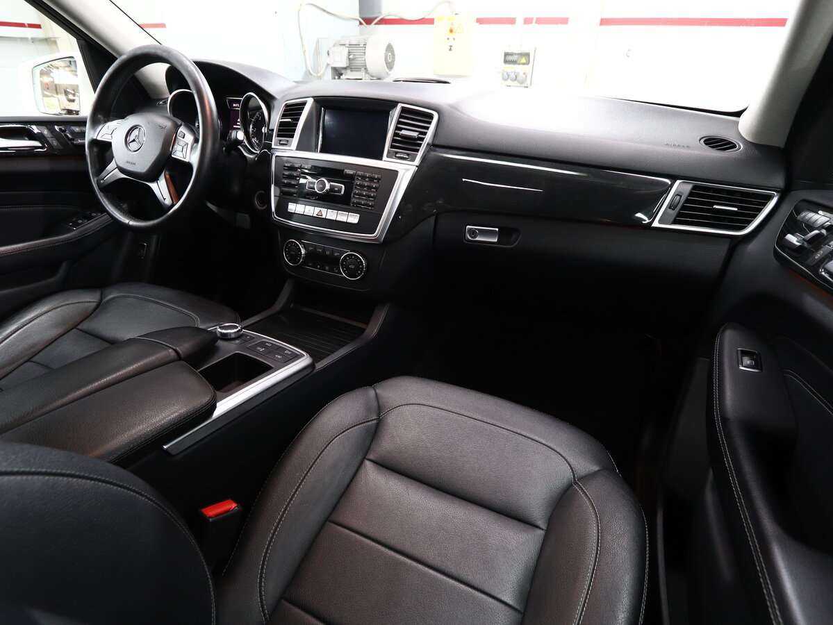 Купить Mercedes-Benz M-Класс с пробегом. Фото: #13