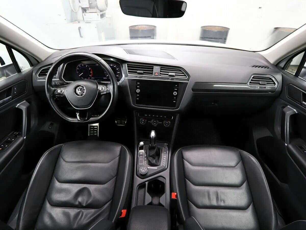 Купить Volkswagen Tiguan с пробегом. Фото: #16