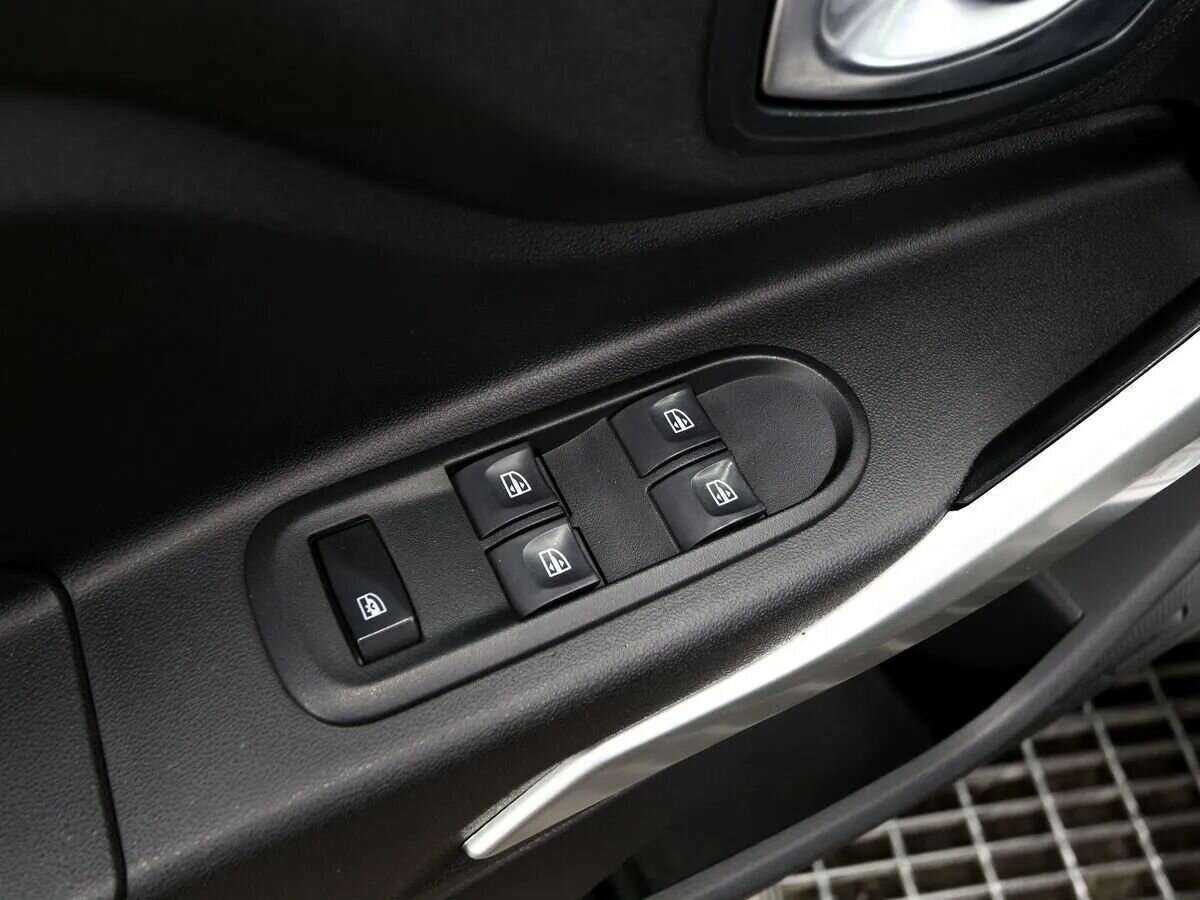 Купить Lada (ВАЗ) XRAY с пробегом. Фото: #7