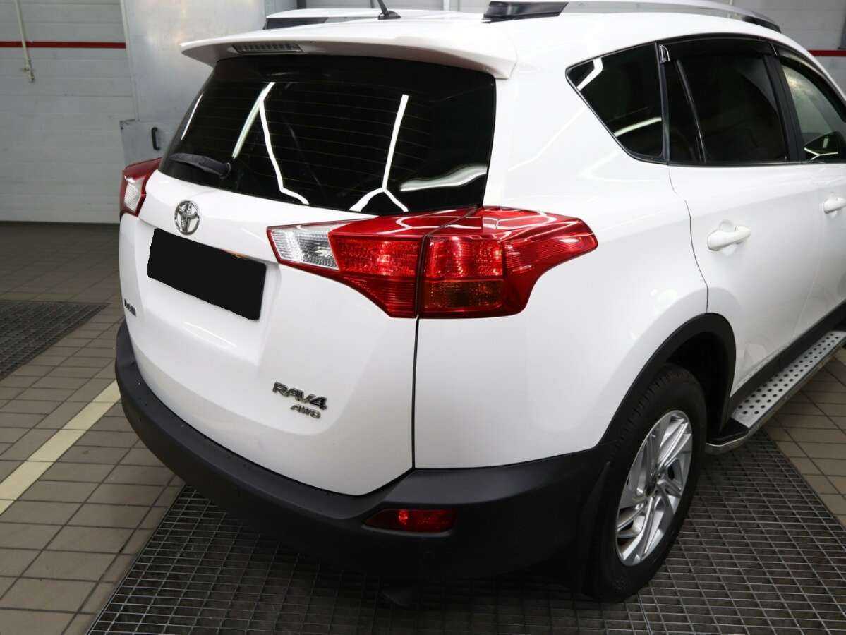 Купить Toyota RAV4 с пробегом. Фото: #6