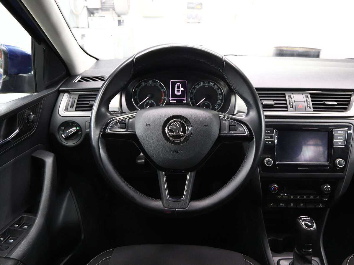 Купить Skoda Rapid с пробегом. Фото: #16