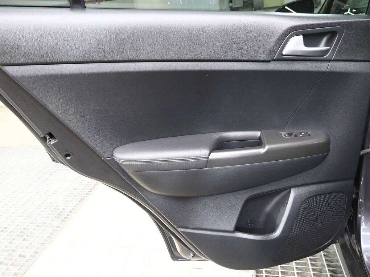 Купить Kia Sportage с пробегом. Фото: #14