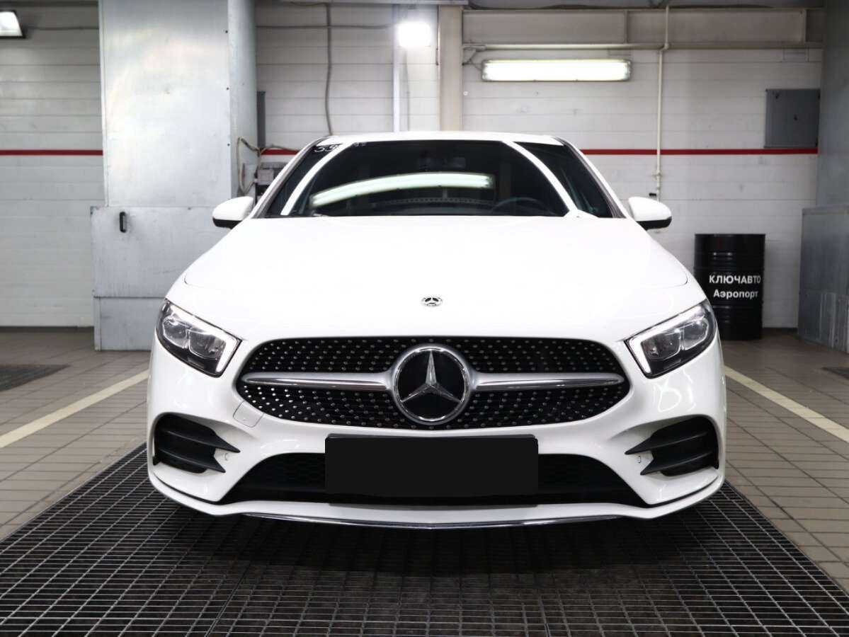 Купить Mercedes-Benz A-Класс с пробегом. Фото: #2