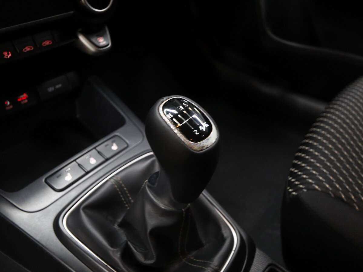 Купить Kia Rio с пробегом. Фото: #10