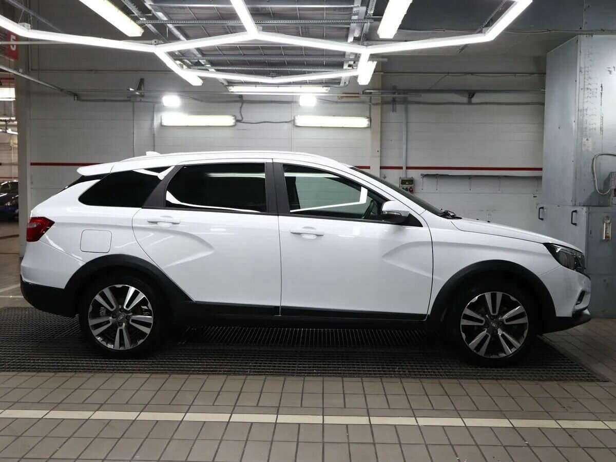 Купить Lada (ВАЗ) Vesta с пробегом. Фото: #5