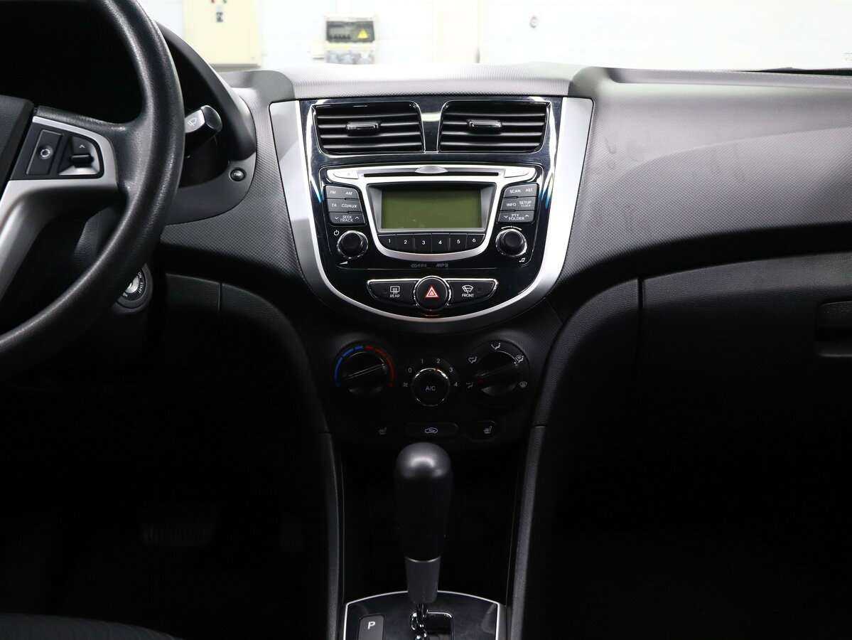 Купить Hyundai Solaris с пробегом. Фото: #16