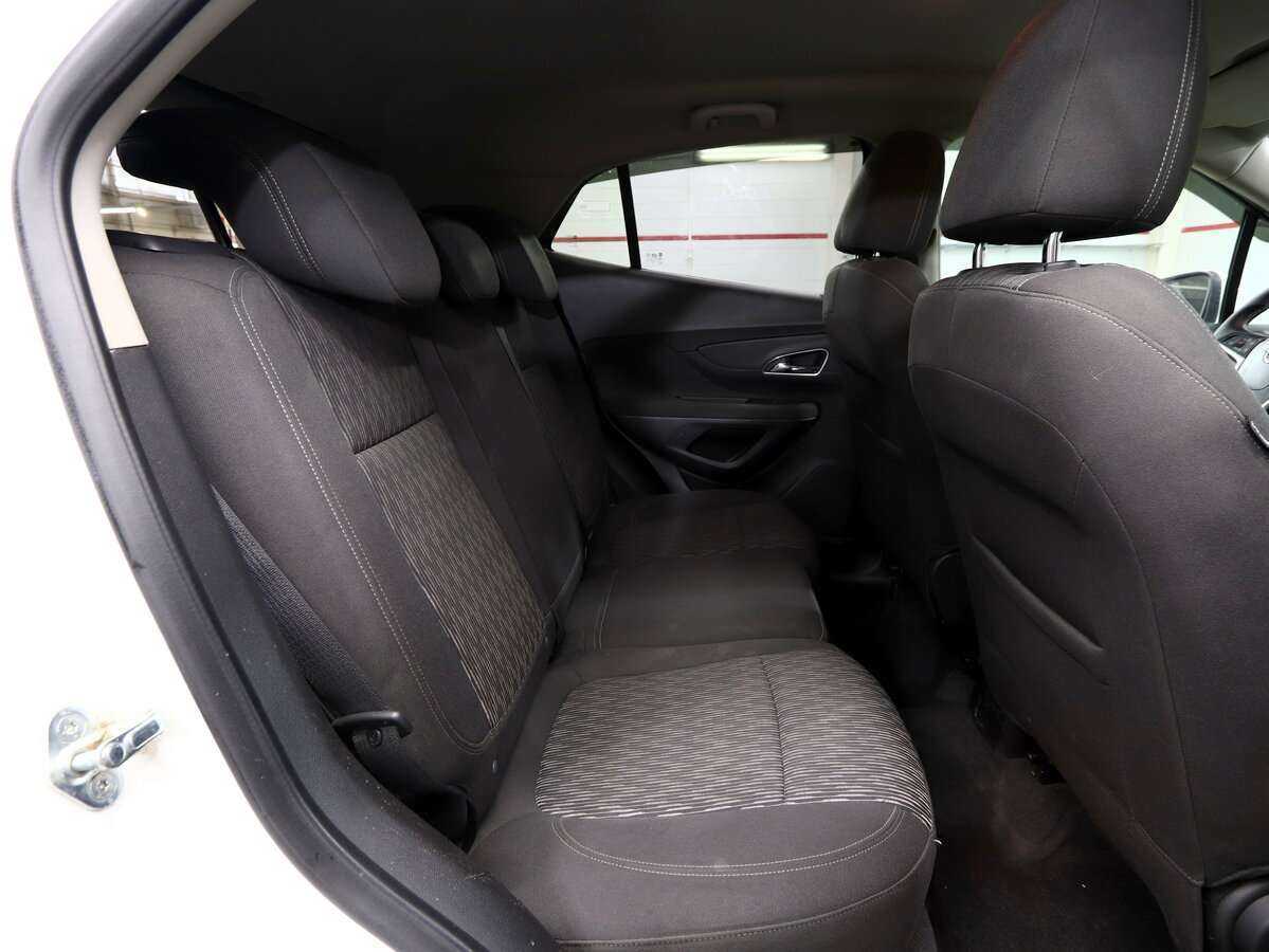 Купить Opel Mokka с пробегом. Фото: #19