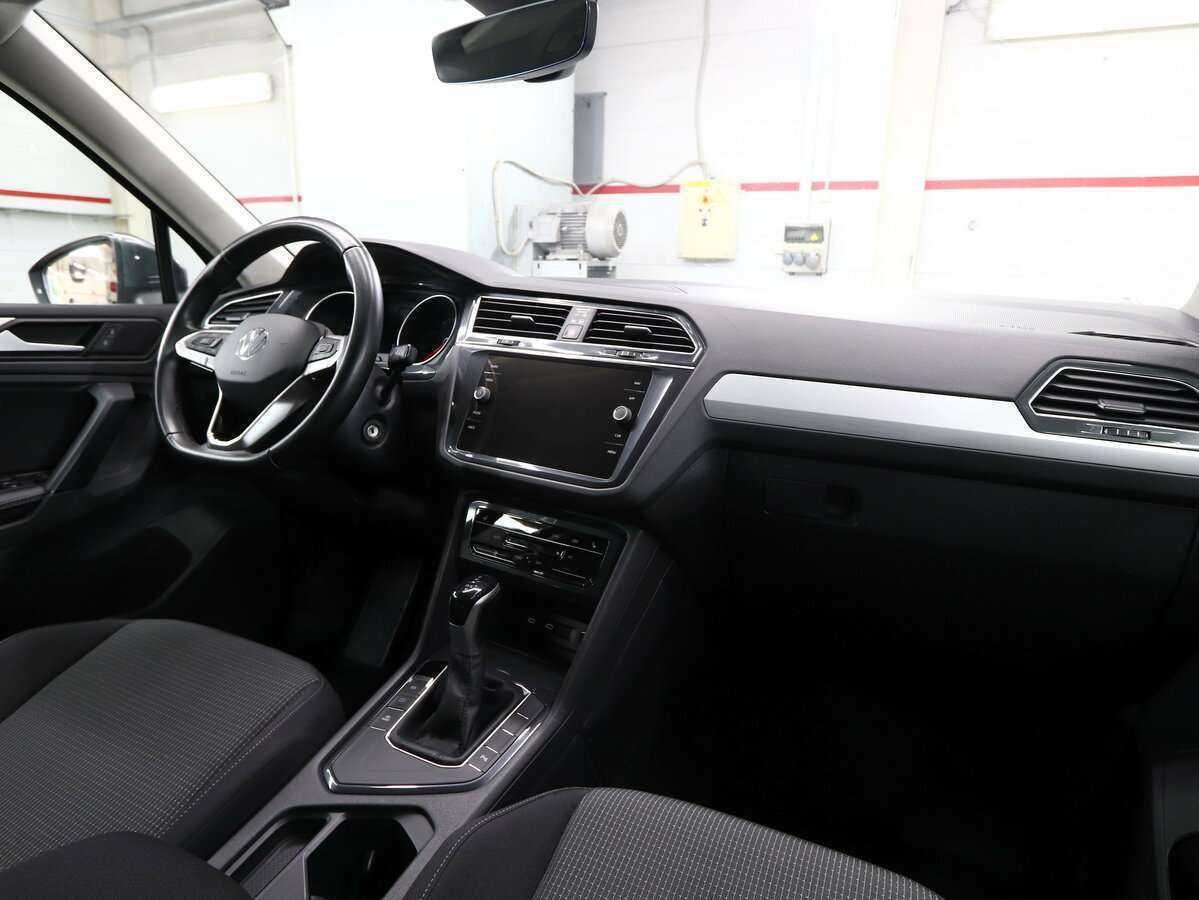 Купить Volkswagen Tiguan с пробегом. Фото: #9