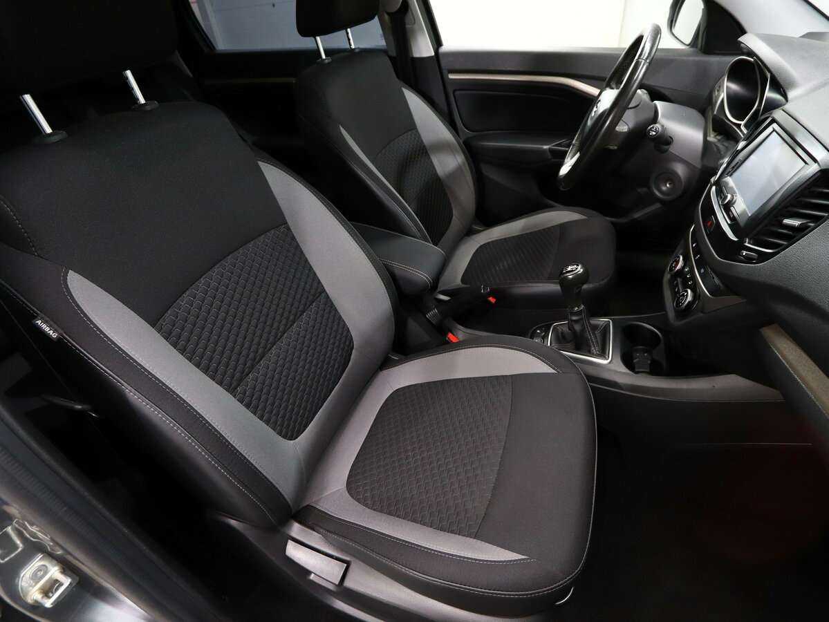 Купить Lada (ВАЗ) Vesta с пробегом. Фото: #7