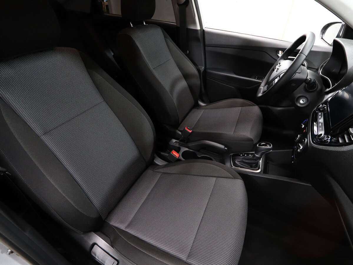 Купить Hyundai Solaris с пробегом. Фото: #6