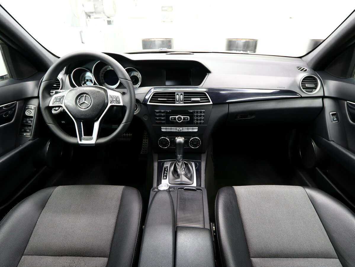 Купить Mercedes-Benz C-Класс с пробегом. Фото: #14