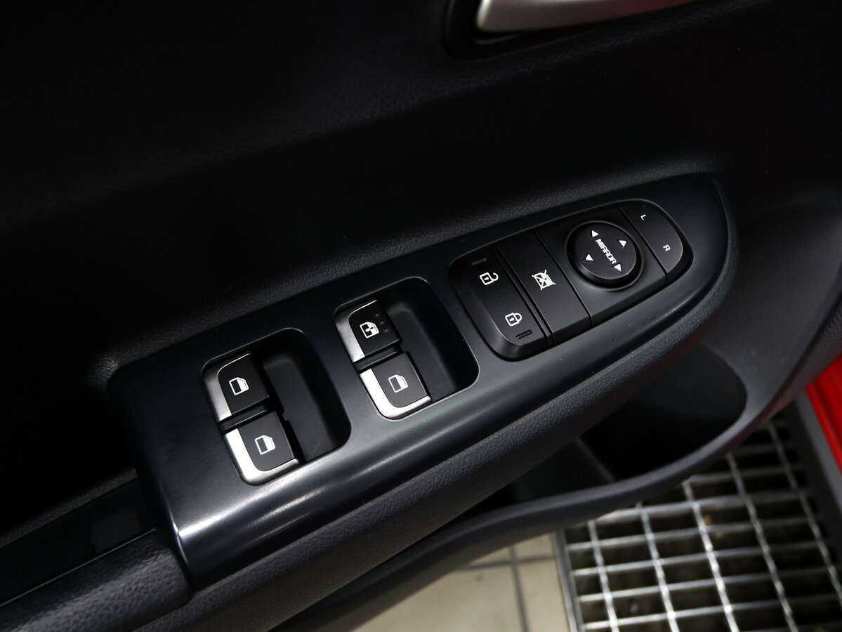 Купить Kia Rio с пробегом. Фото: #15