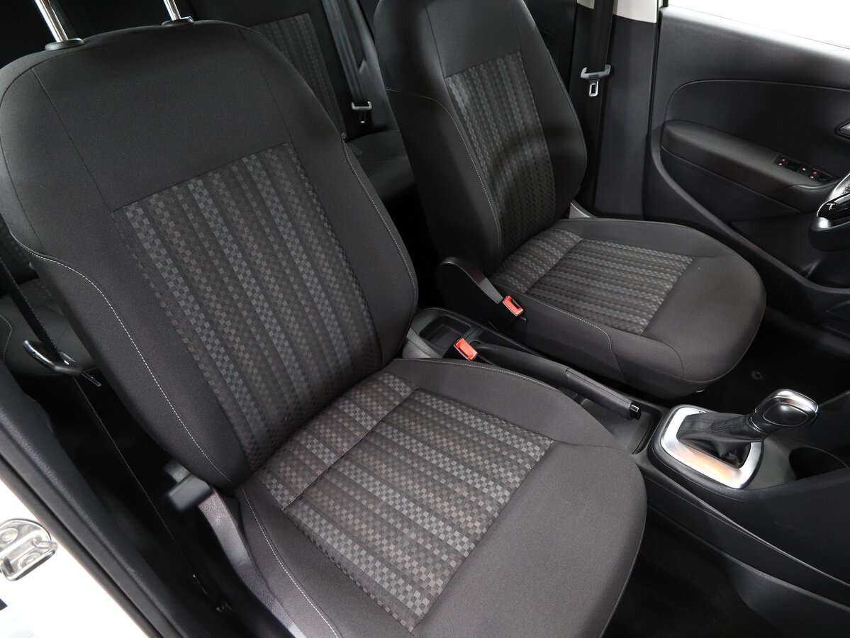 Купить Volkswagen Polo с пробегом. Фото: #14