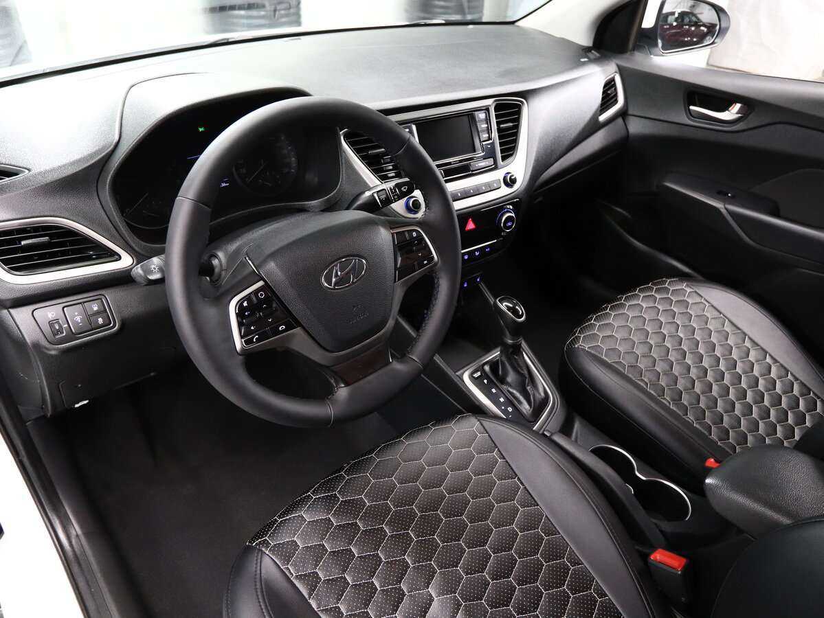 Купить Hyundai Solaris с пробегом. Фото: #10