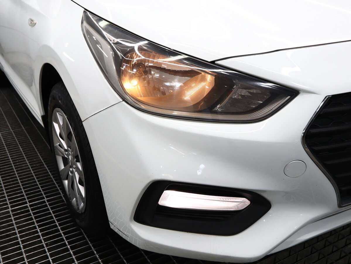 Купить Hyundai Solaris с пробегом. Фото: #22